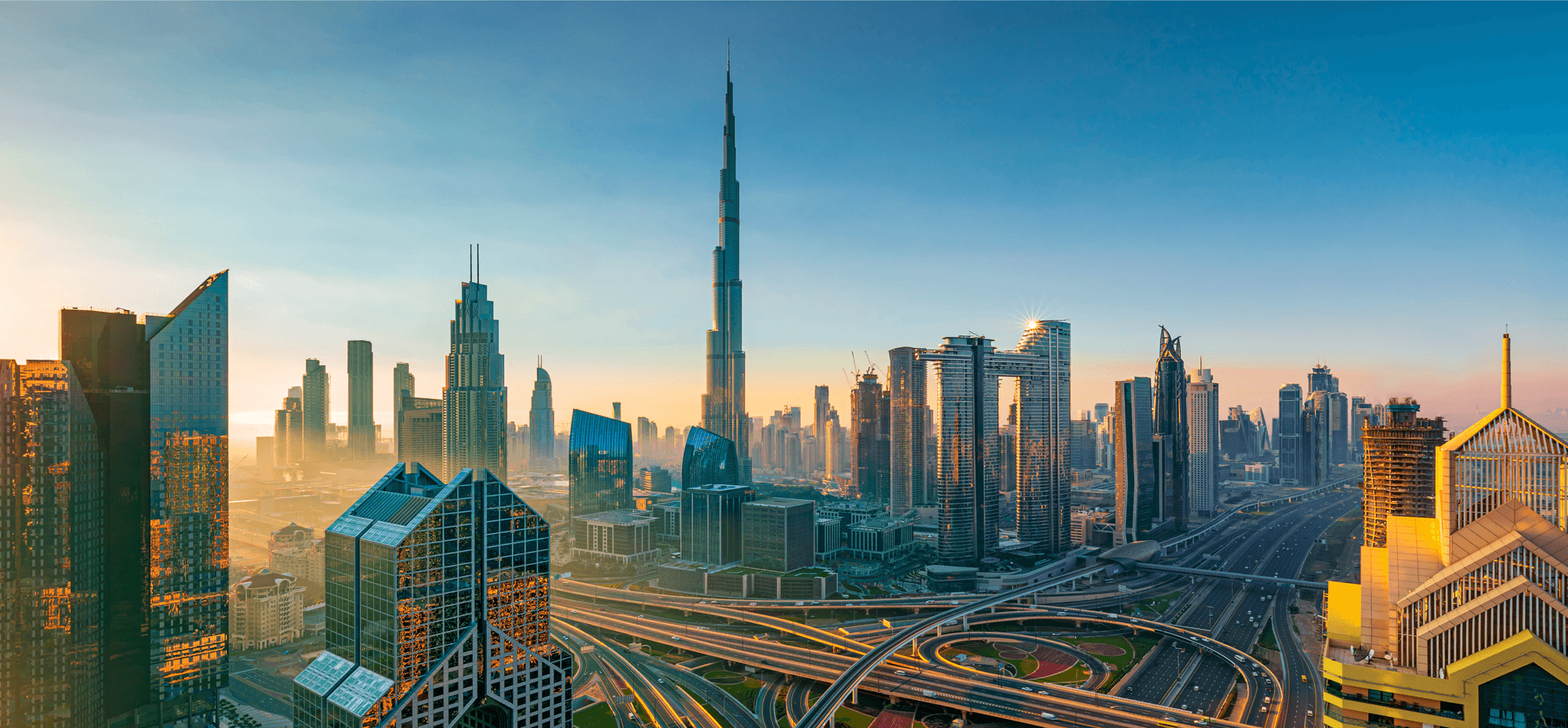 dubai skyline at dusk